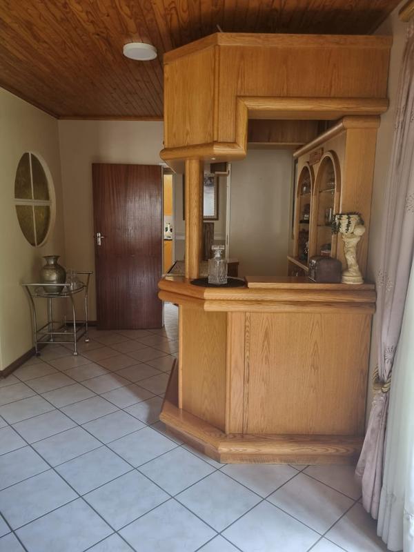 4 Bedroom Property for Sale in Vaalpark Free State